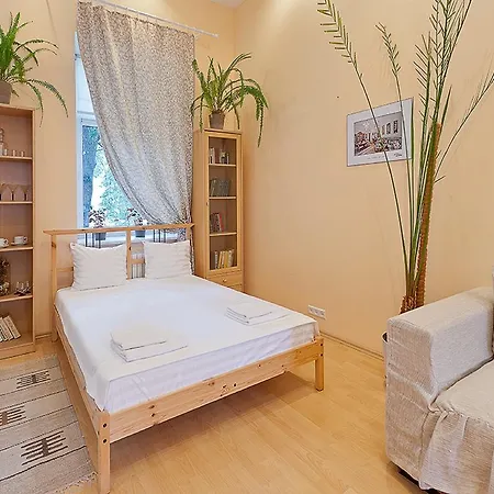 Daire Studio-Apartment Lenina 15A Minsk